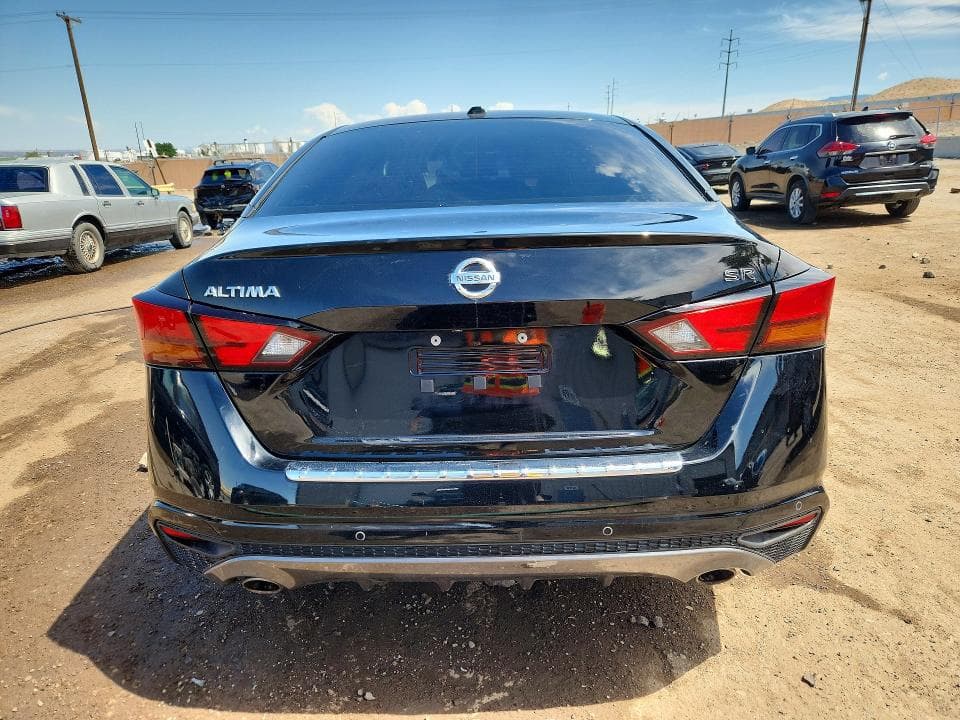 2022 NISSAN ALTIMA SR 6