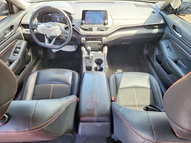 2022 NISSAN ALTIMA SR 8