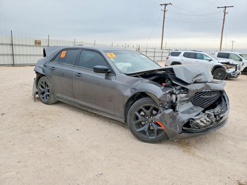 2023 CHRYSLER 300 TOURING 4