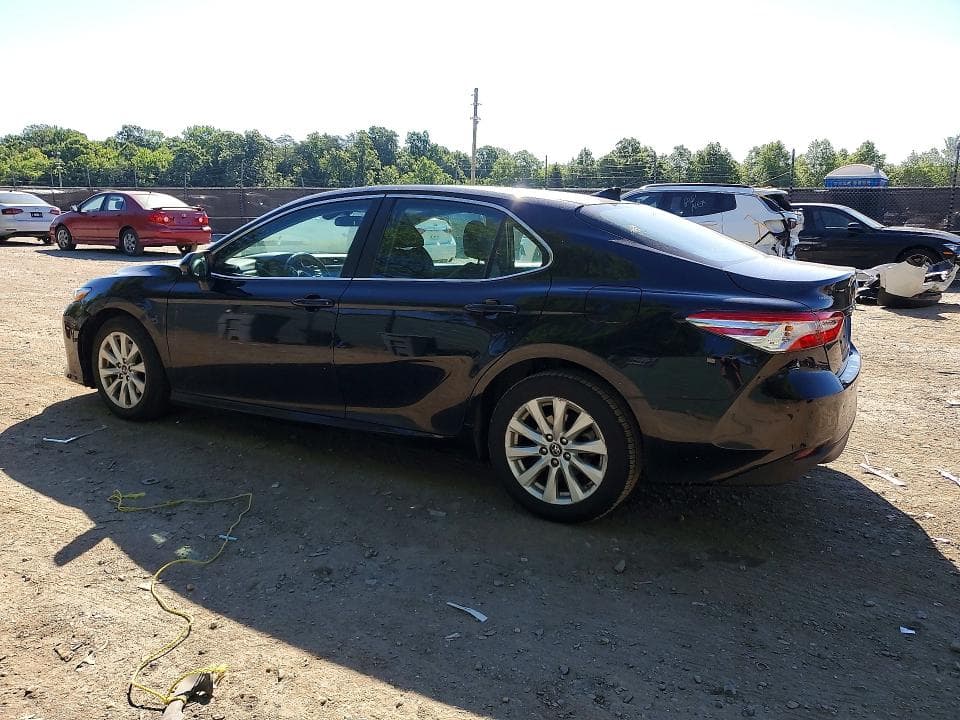 2019 TOYOTA CAMRY LE 2