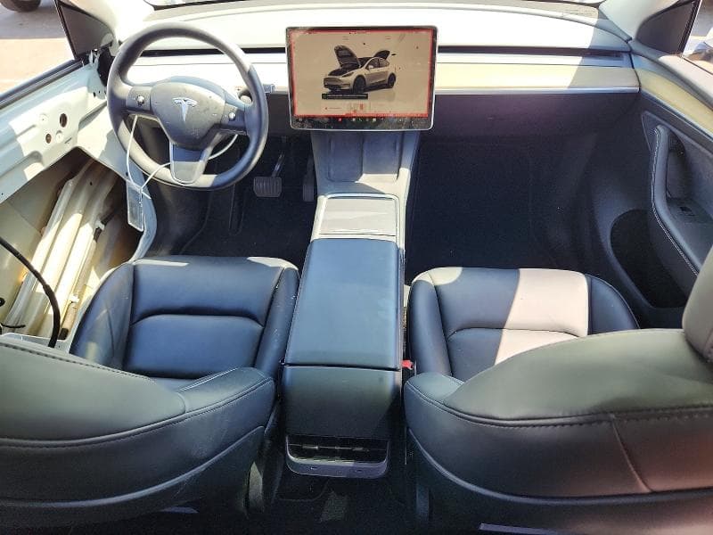 2022 TESLA MODEL Y 8