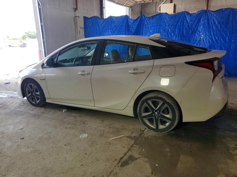 2019 TOYOTA PRIUS 2