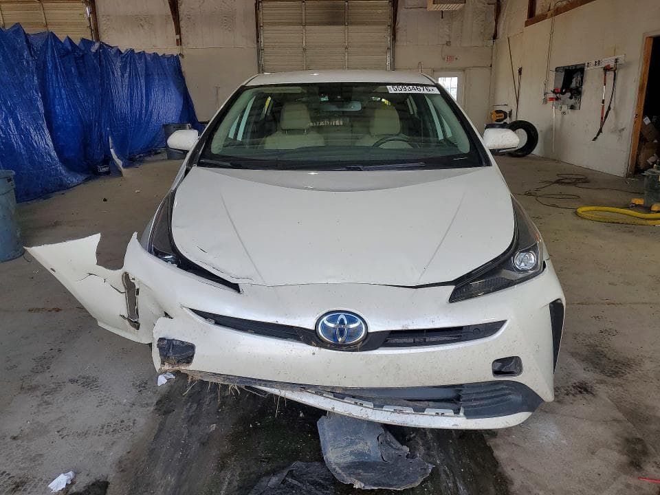 2019 TOYOTA PRIUS 5