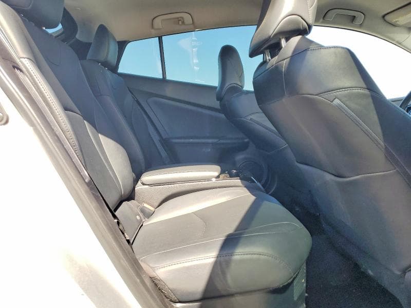 2017 TOYOTA PRIUS PRIME PREMIUM 10