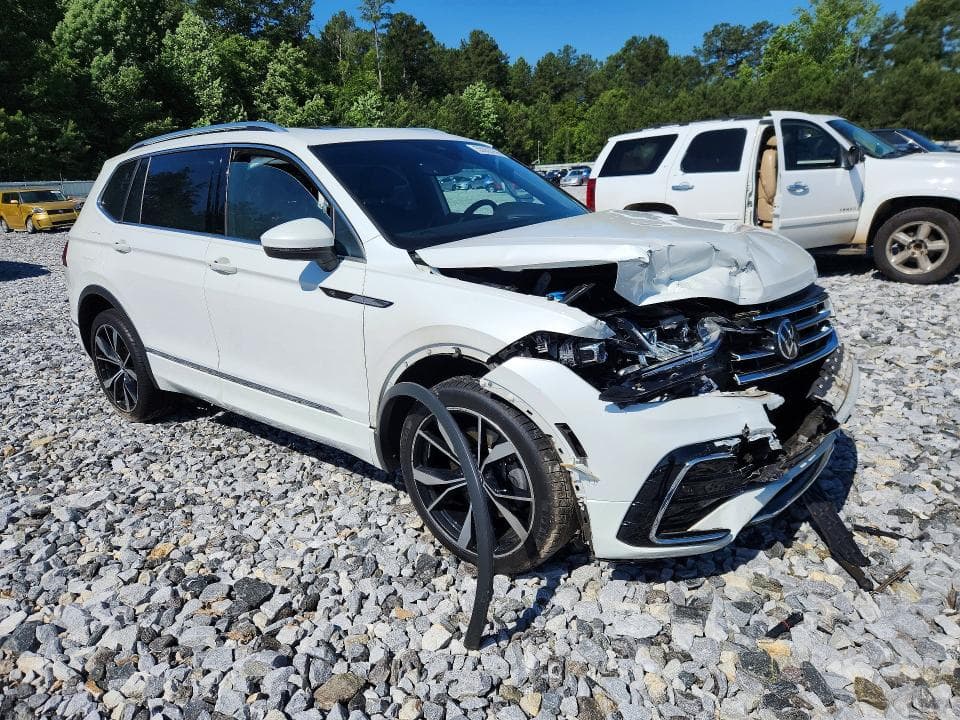 2022 VOLKSWAGEN TIGUAN SEL R-LINE 4