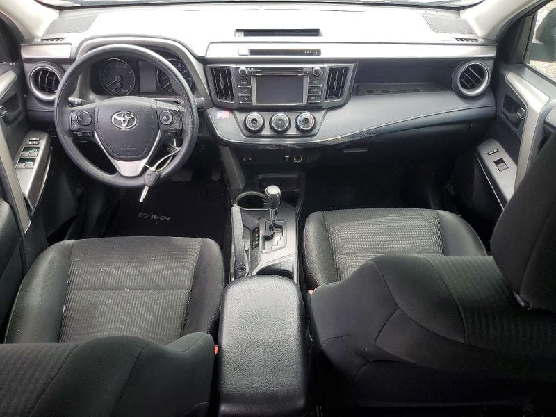 2018 TOYOTA RAV4 LE 8