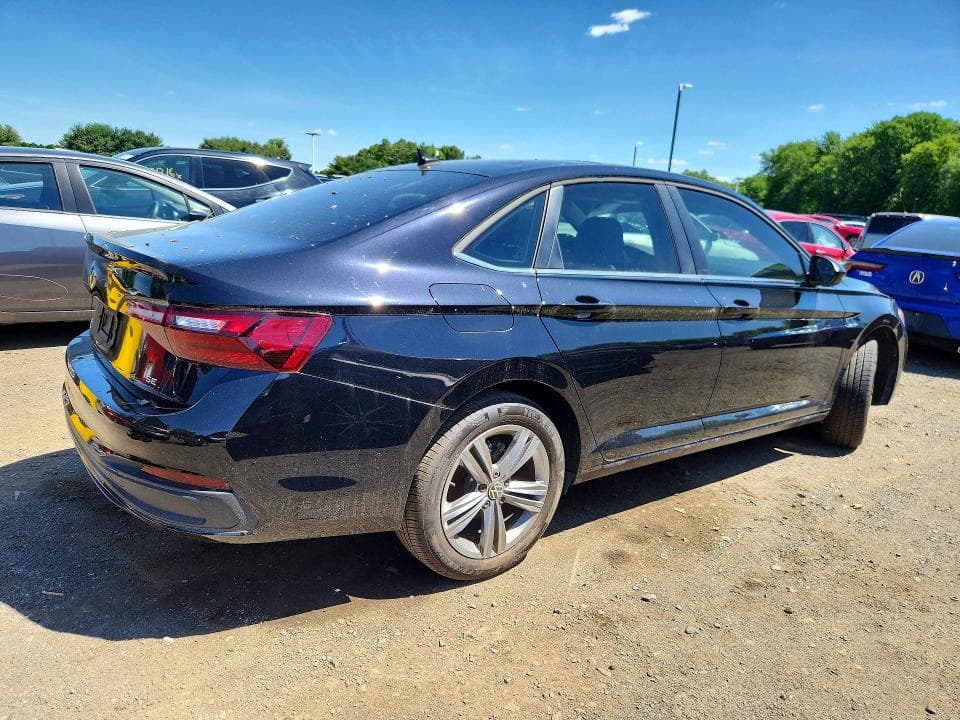 2023 VOLKSWAGEN JETTA SE 3
