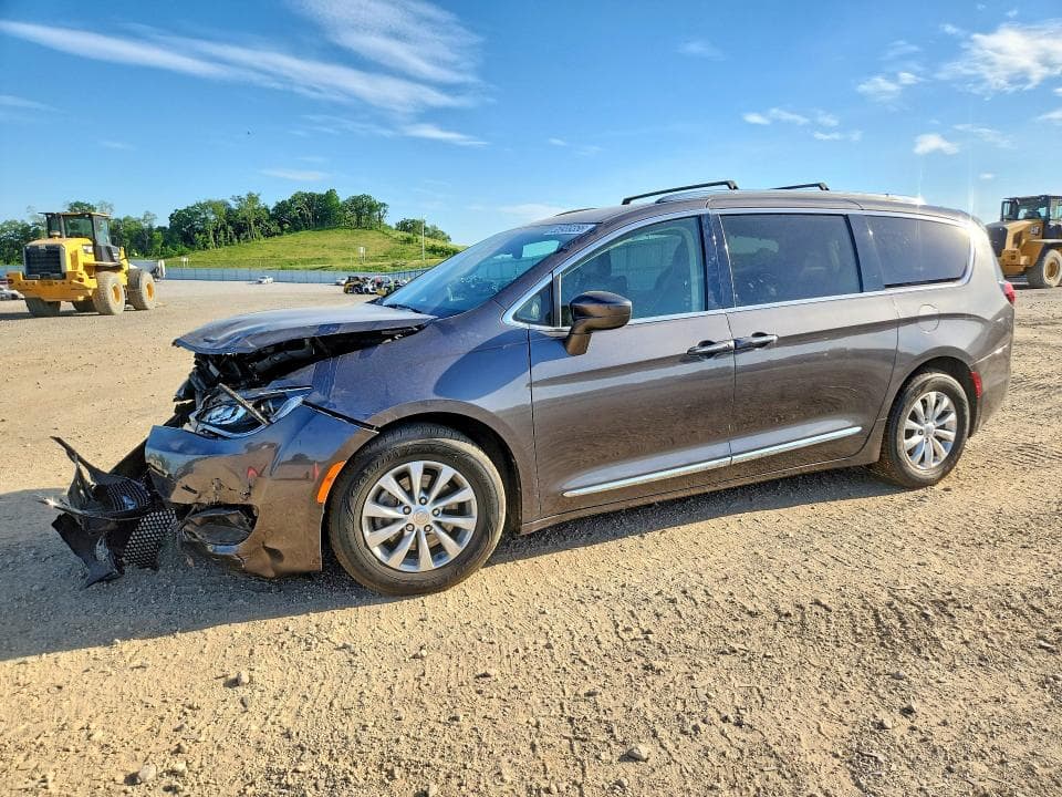 2018 CHRYSLER PACIFICA TOURING L - 1