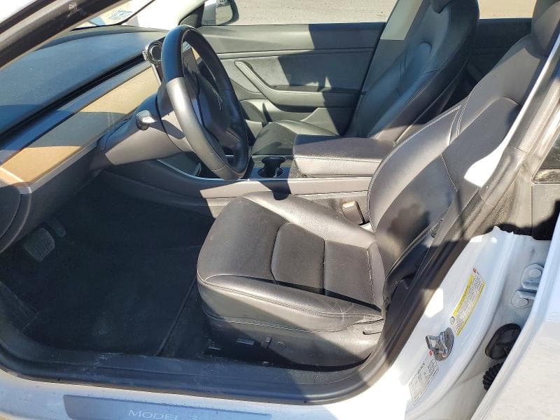 2018 TESLA MODEL 3 7