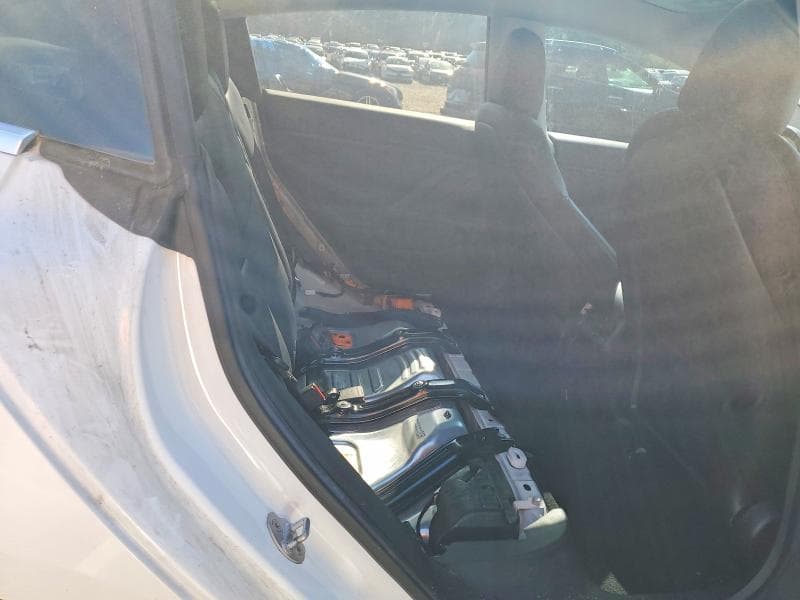 2018 TESLA MODEL 3 10