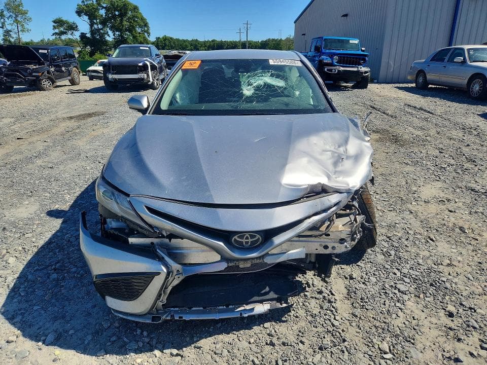 2024 TOYOTA CAMRY XSE 5