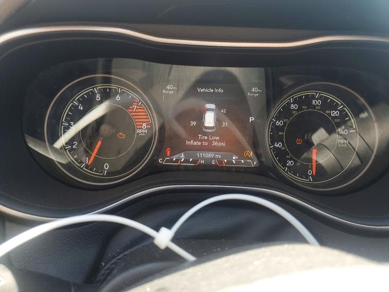 2021 JEEP CHEROKEE LATITUDE LUX 9