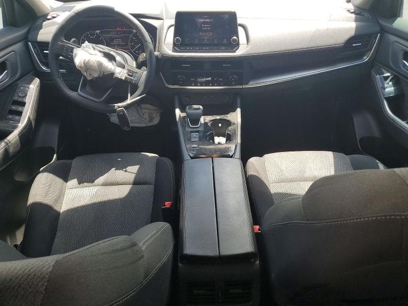 2025 NISSAN ROGUE SV 8