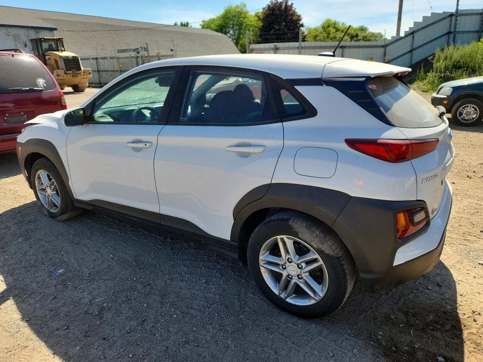 2021 HYUNDAI KONA SE 2