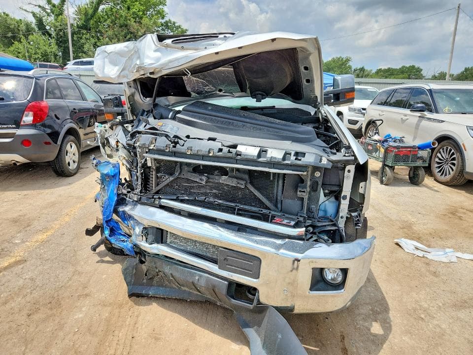 2018 CHEVROLET SILVERADO K2500 HEAVY DUTY LTZ 5