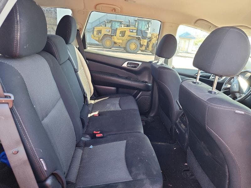 2019 NISSAN PATHFINDER S 10