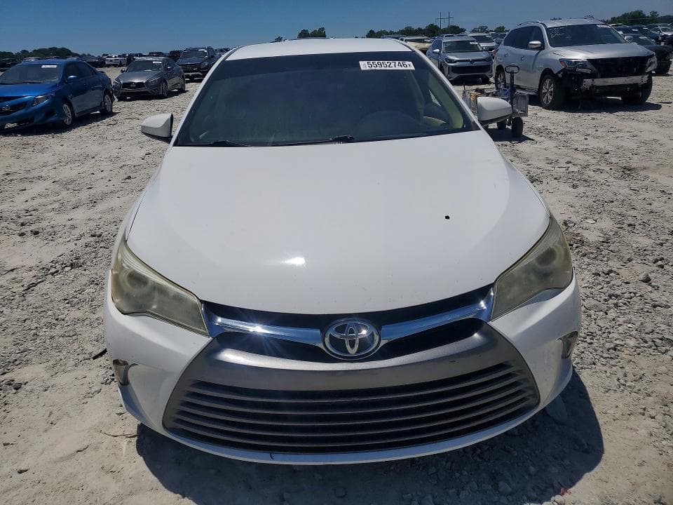 2017 TOYOTA CAMRY LE 5