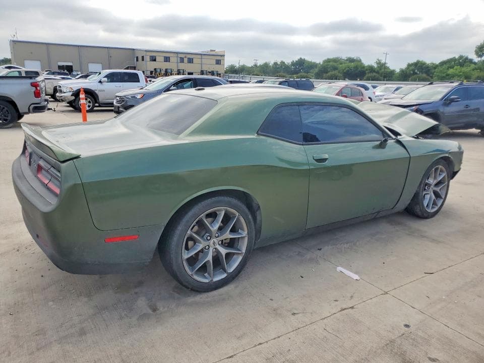 2022 DODGE CHALLENGER GT 3