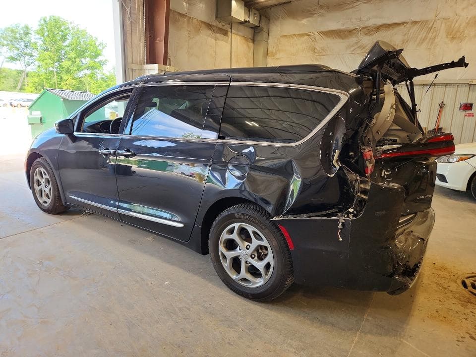 2022 CHRYSLER PACIFICA LIMITED 2