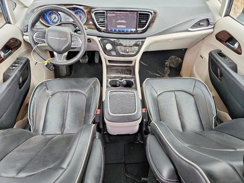 2022 CHRYSLER PACIFICA LIMITED 8