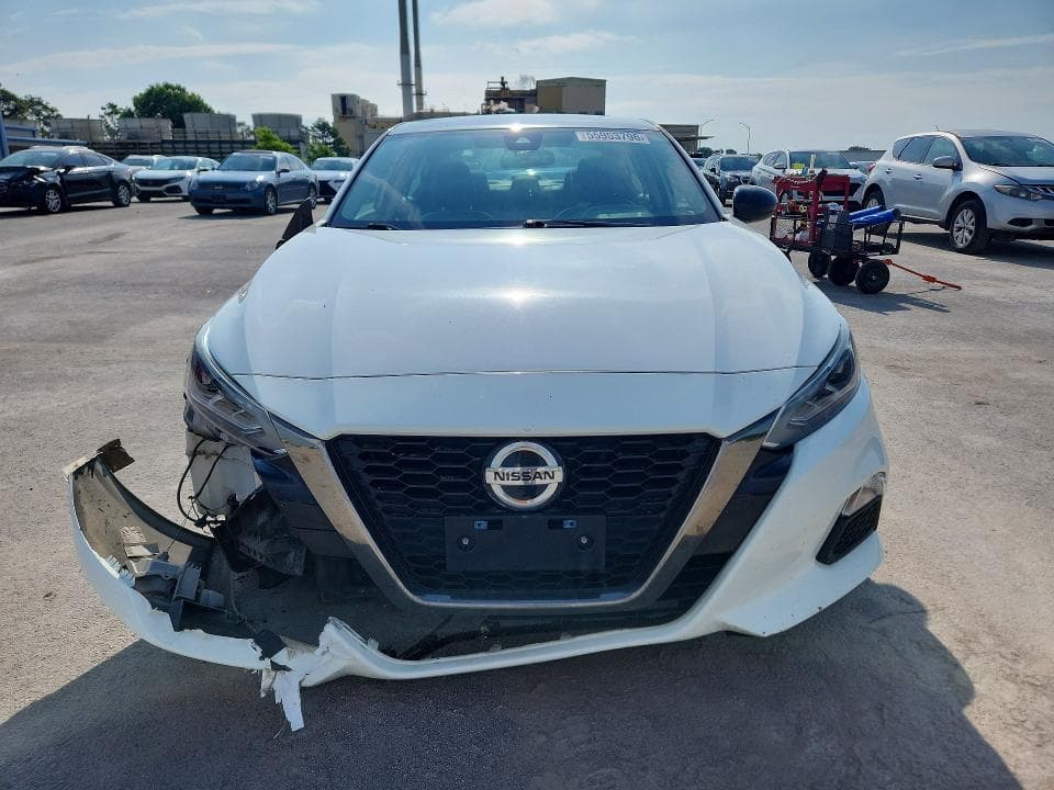 2020 NISSAN ALTIMA SR 5