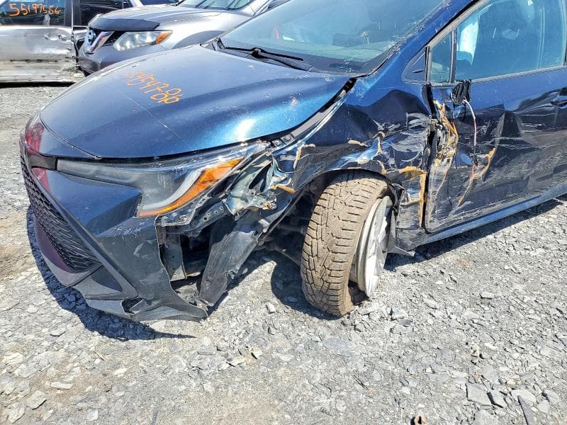 2019 TOYOTA COROLLA HATCHBACK SE 12