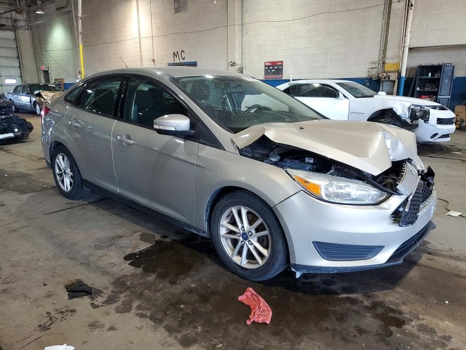 2016 FORD FOCUS SE 4