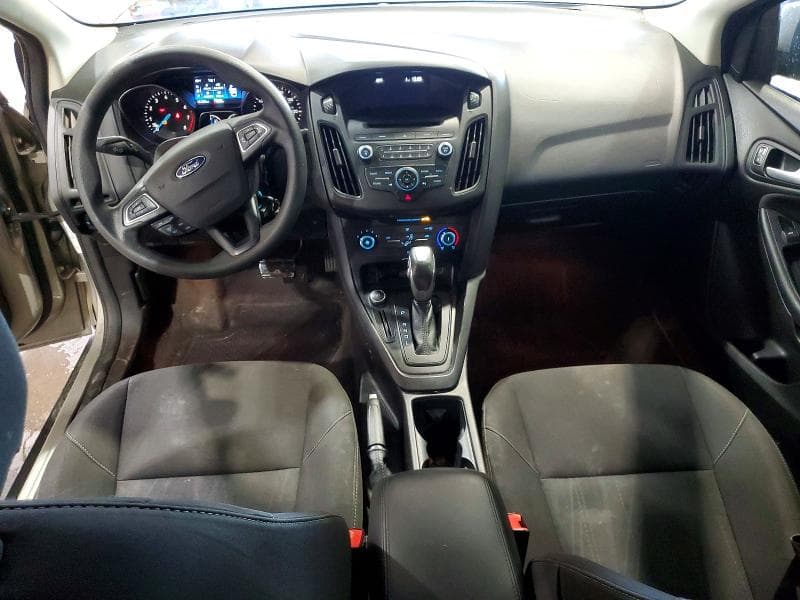 2016 FORD FOCUS SE 8