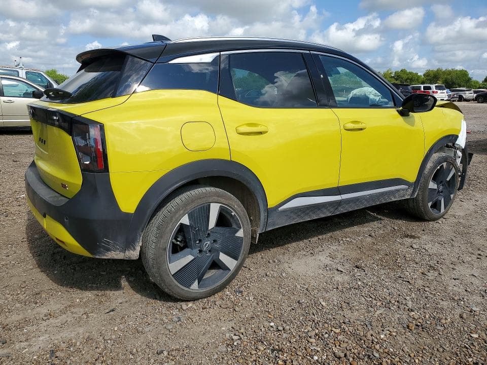 2025 NISSAN KICKS SR 3