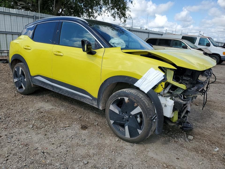 2025 NISSAN KICKS SR 4