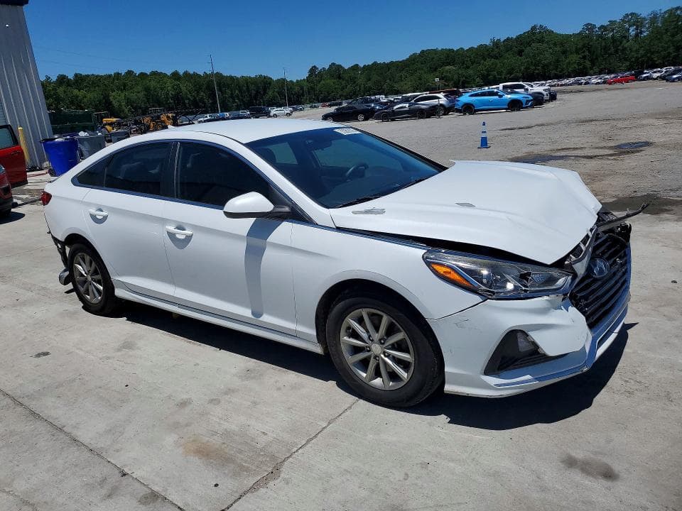 2019 HYUNDAI SONATA SE 4