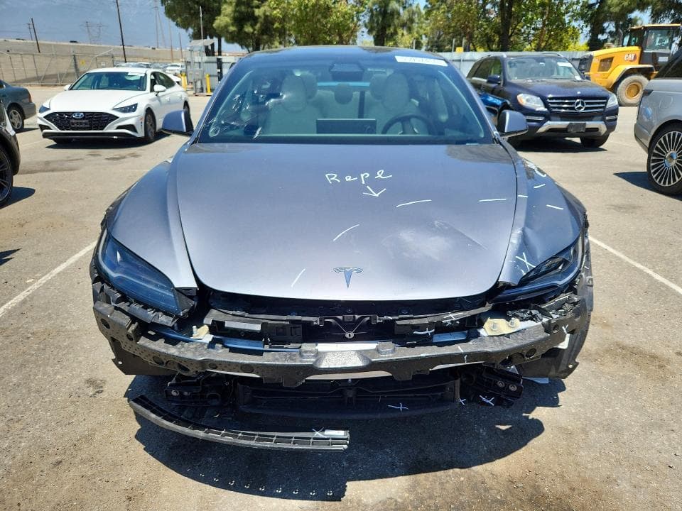 2025 TESLA MODEL 3 5