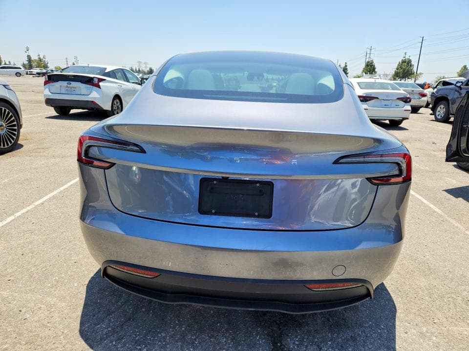 2025 TESLA MODEL 3 6