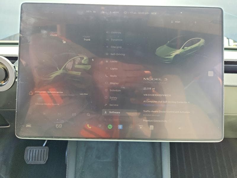 2025 TESLA MODEL 3 9