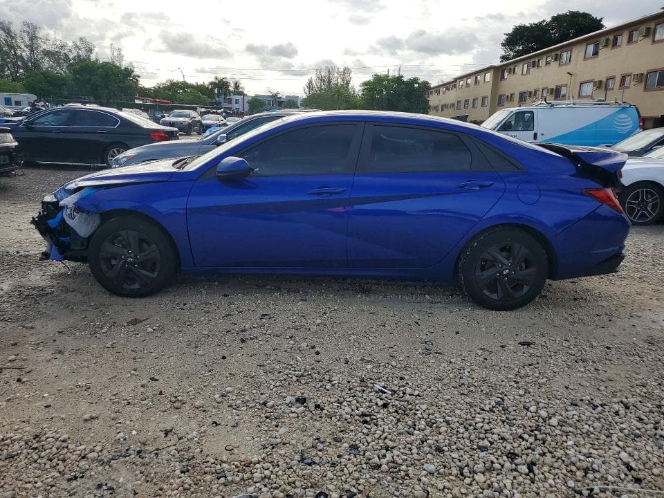 2022 HYUNDAI ELANTRA BLUE 2