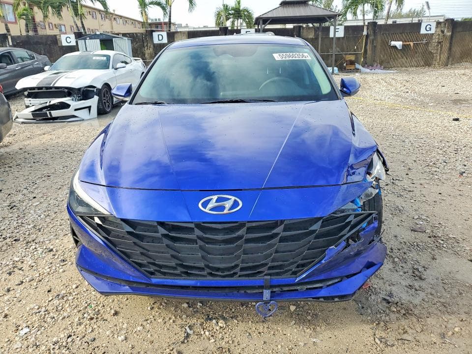 2022 HYUNDAI ELANTRA BLUE 5