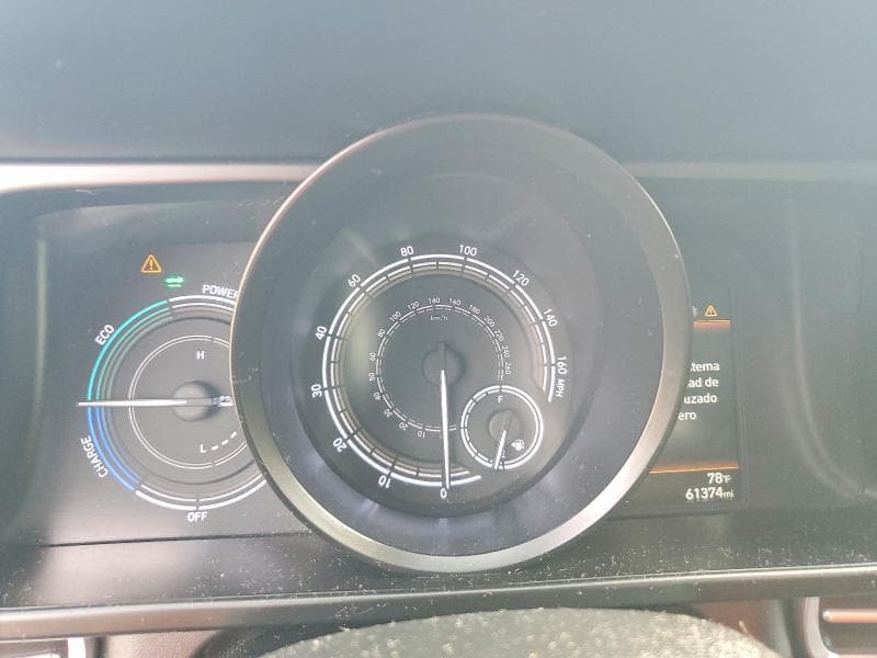 2022 HYUNDAI ELANTRA BLUE 9