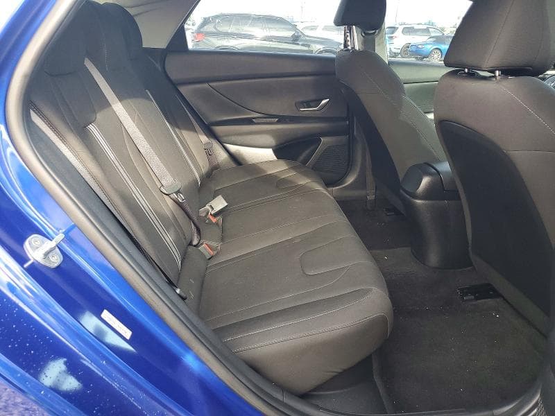 2022 HYUNDAI ELANTRA BLUE 10