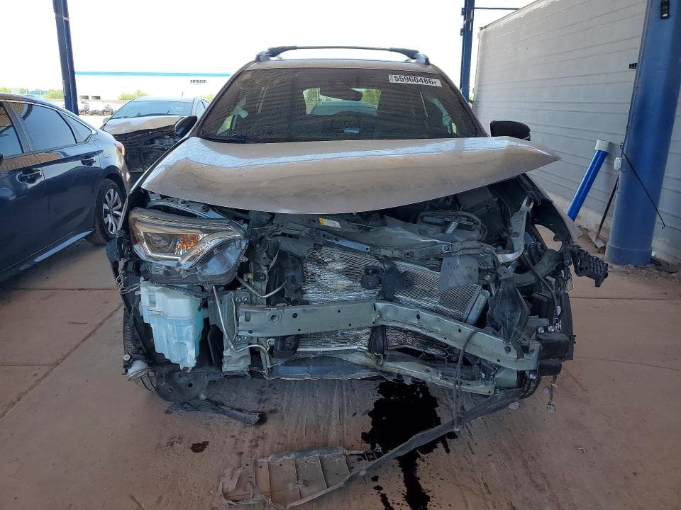 2018 TOYOTA RAV4 SE 5