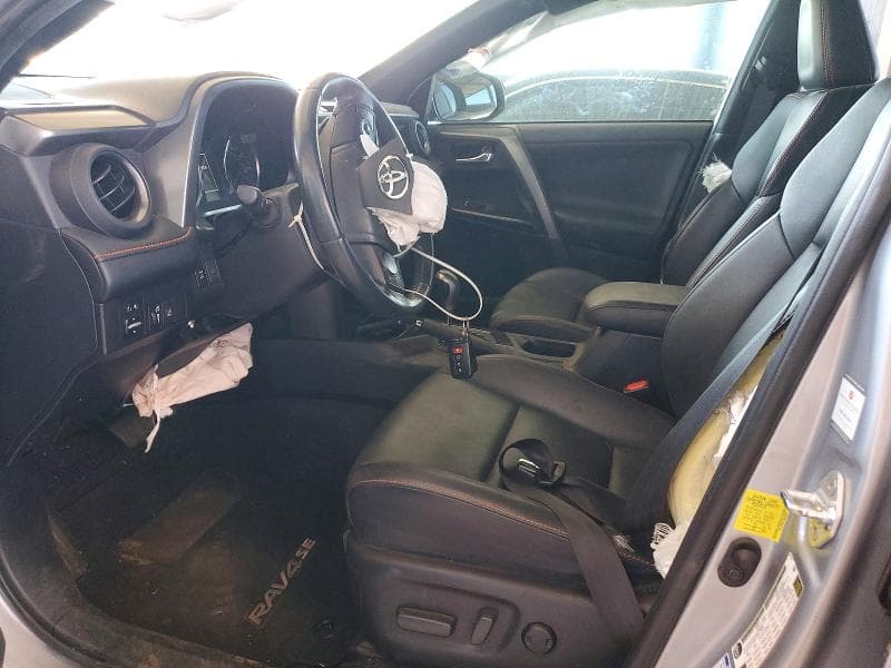2018 TOYOTA RAV4 SE 7