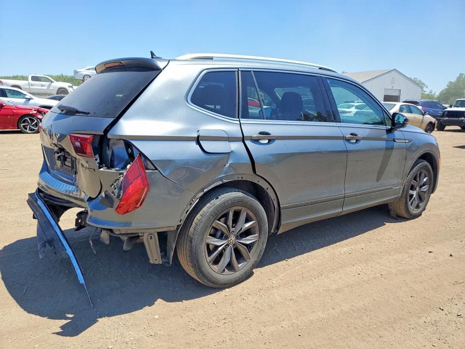 2022 VOLKSWAGEN TIGUAN SE 3