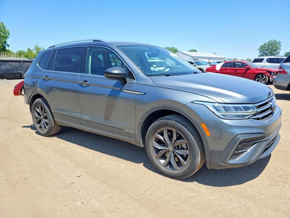2022 VOLKSWAGEN TIGUAN SE 4