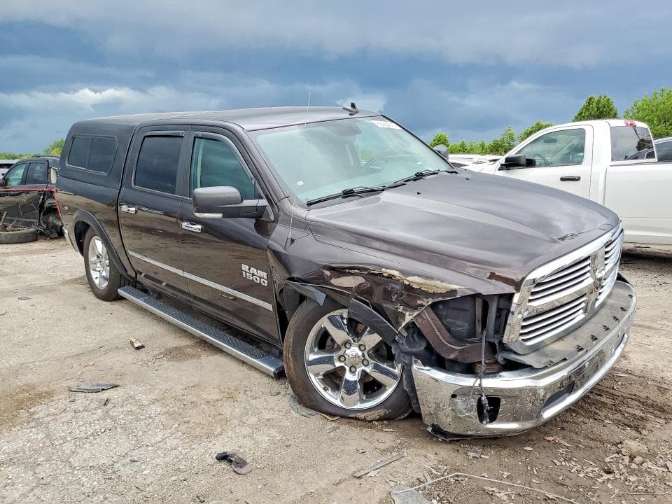 2016 RAM 1500 SLT SLT 4