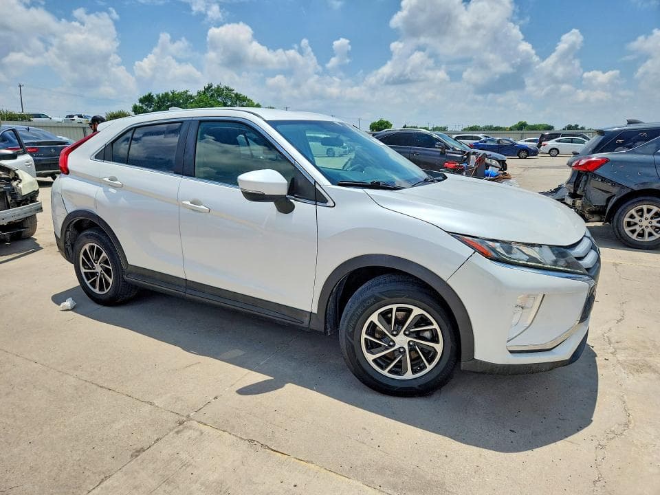 2020 MITSUBISHI ECLIPSE CROSS ES ES 5