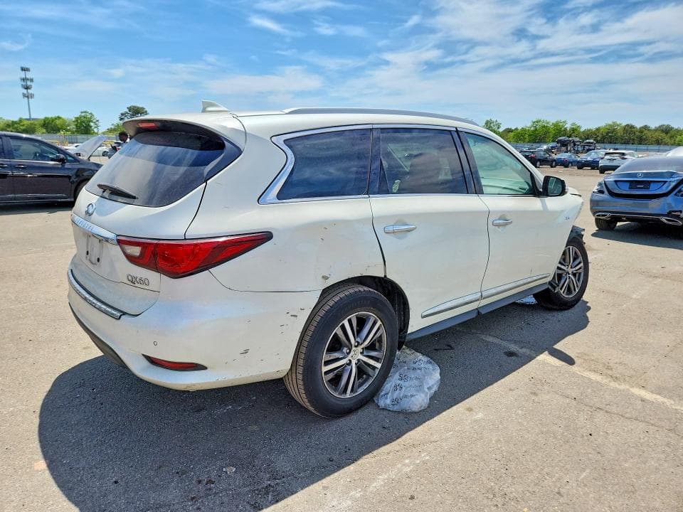 2020 INFINITI QX60 LUXE 3