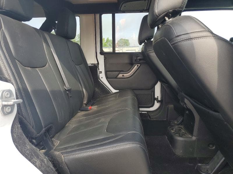 2018 JEEP WRANGLER UNLIMITED SAHARA 11