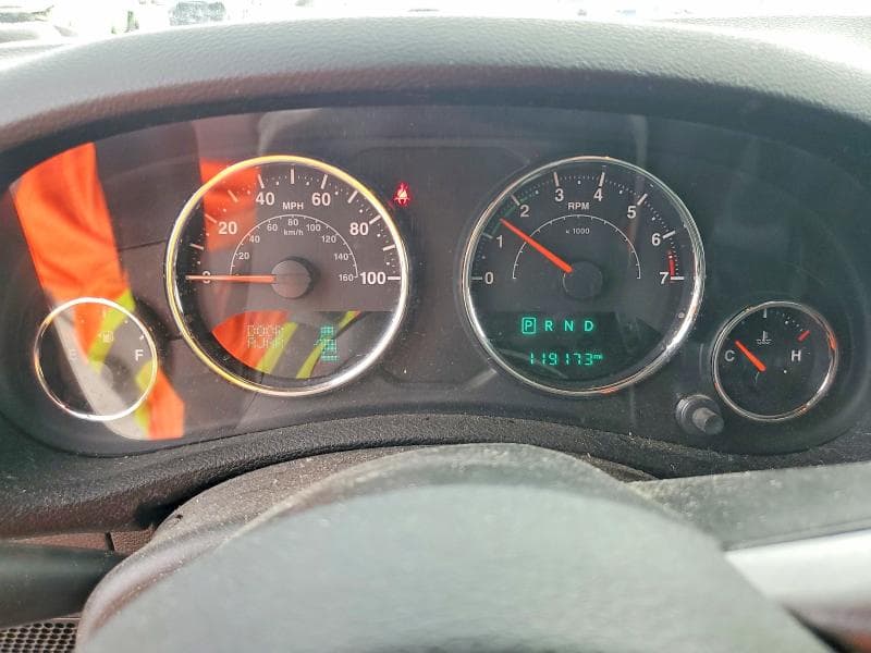 2018 JEEP WRANGLER UNLIMITED SAHARA 9