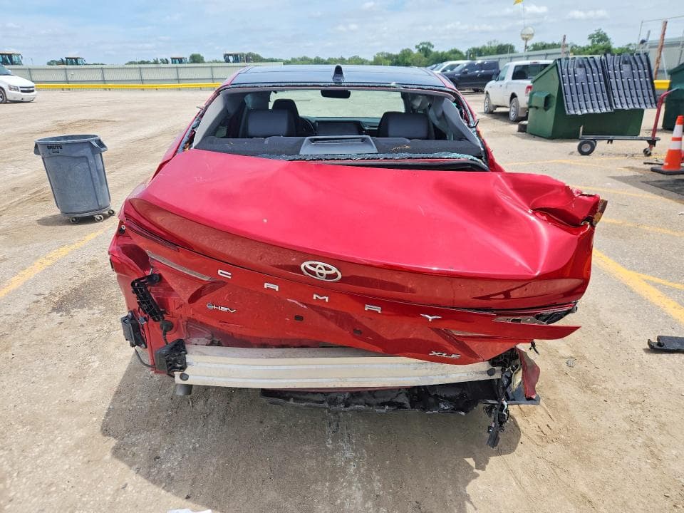 2025 TOYOTA CAMRY XLE XLE 6