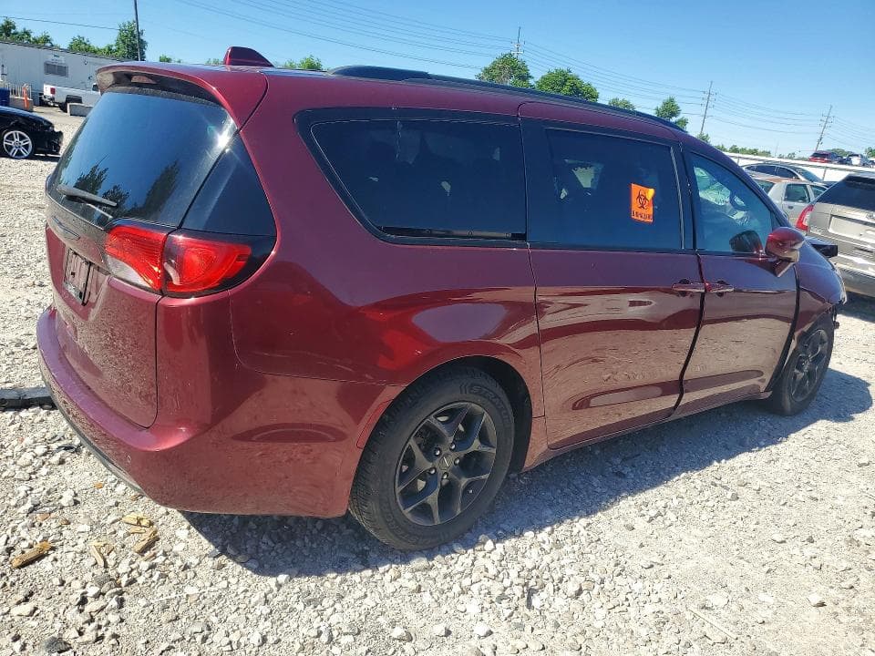 2018 CHRYSLER PACIFICA TOURING L 3