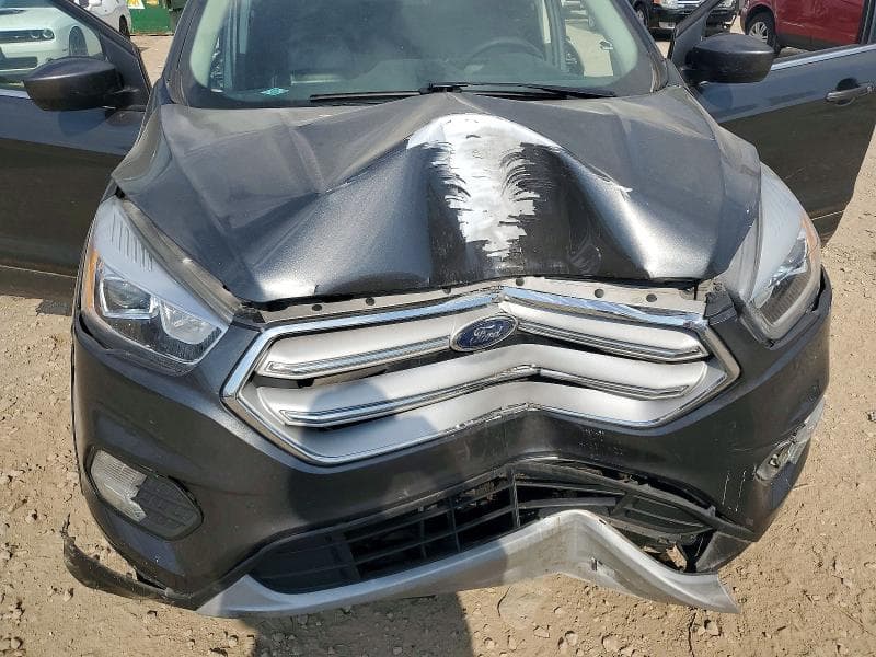 2019 FORD ESCAPE SEL 12